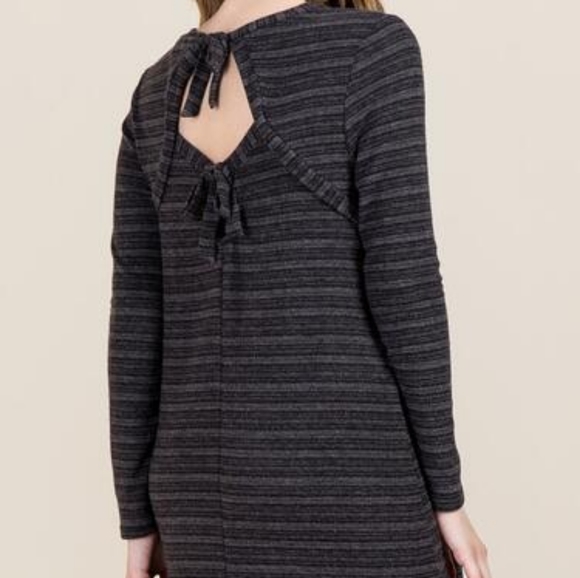 Black long sleeve sweater Dress - Picture 4 of 6